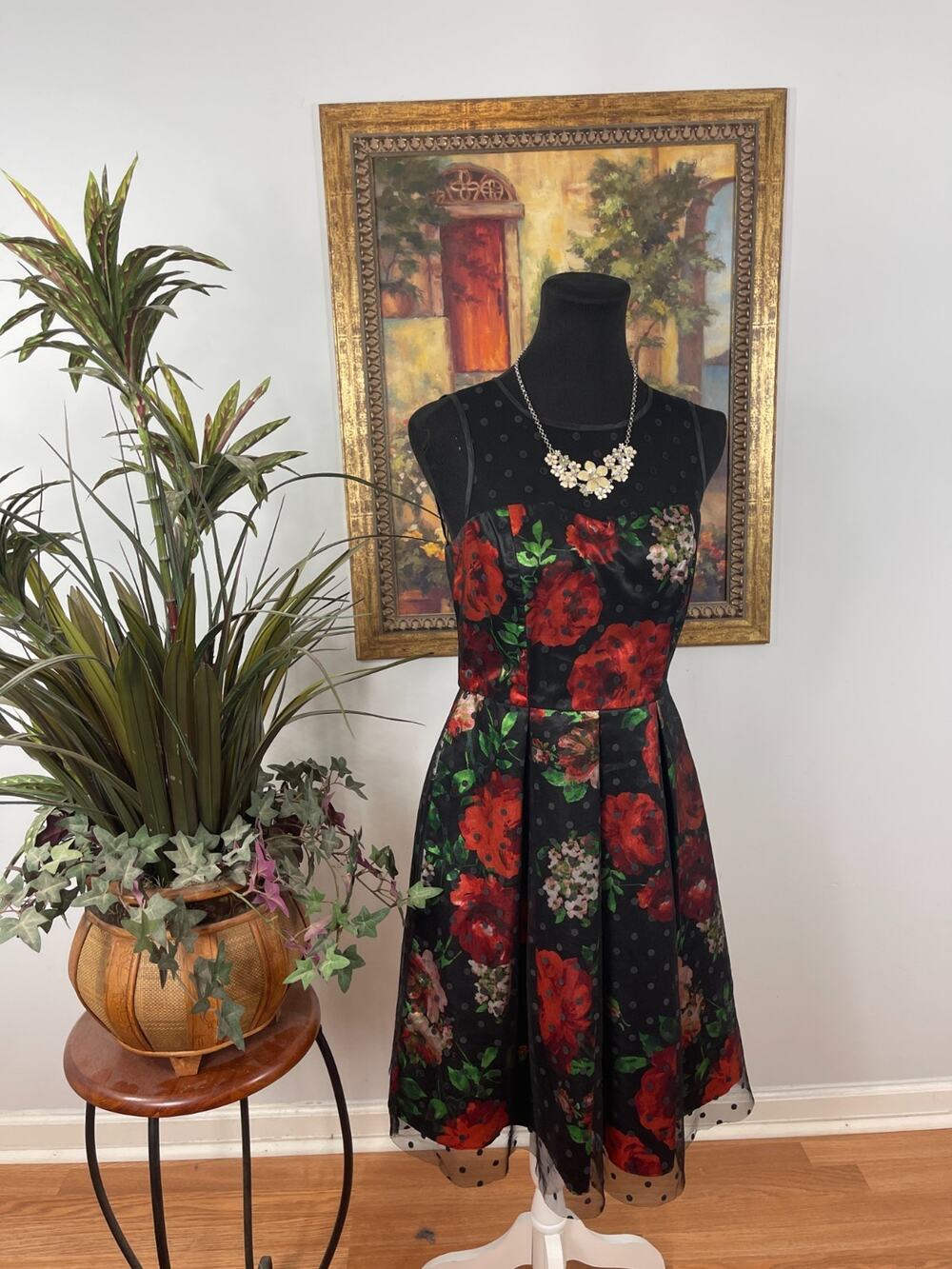 Studio One Cocktail Dress Women's Size 4 Black Red Floral Romantic Gothic Glam